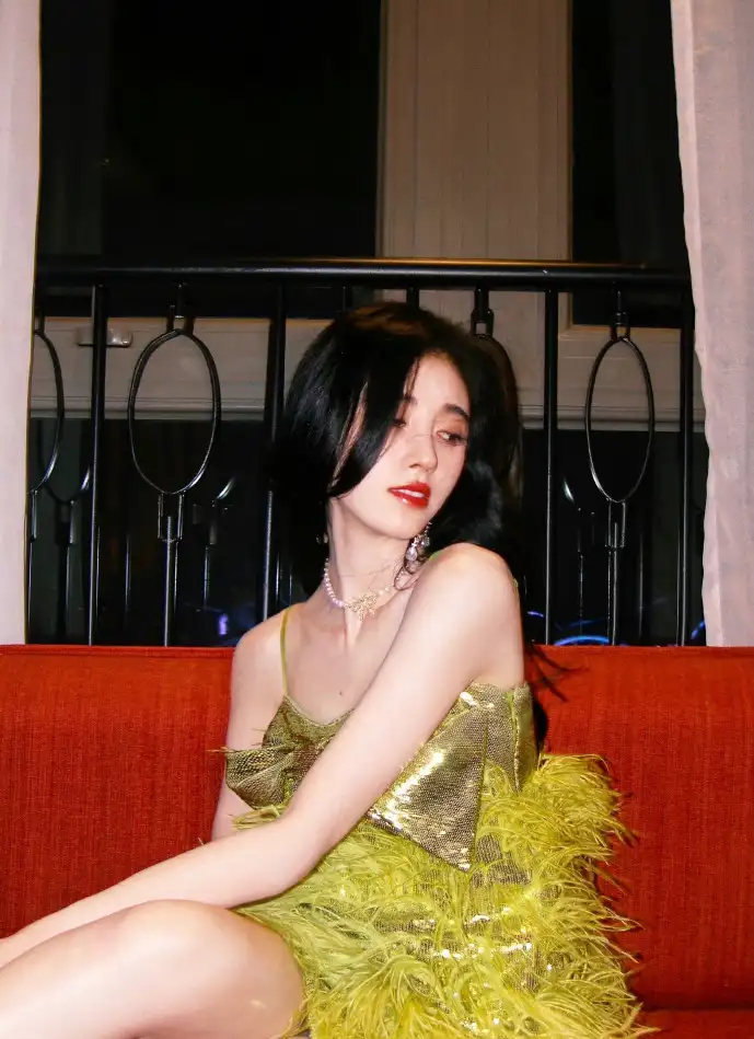 手机成瘾示意图